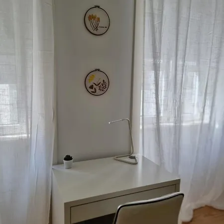 Lavra - Av Liberdade * Lisbona